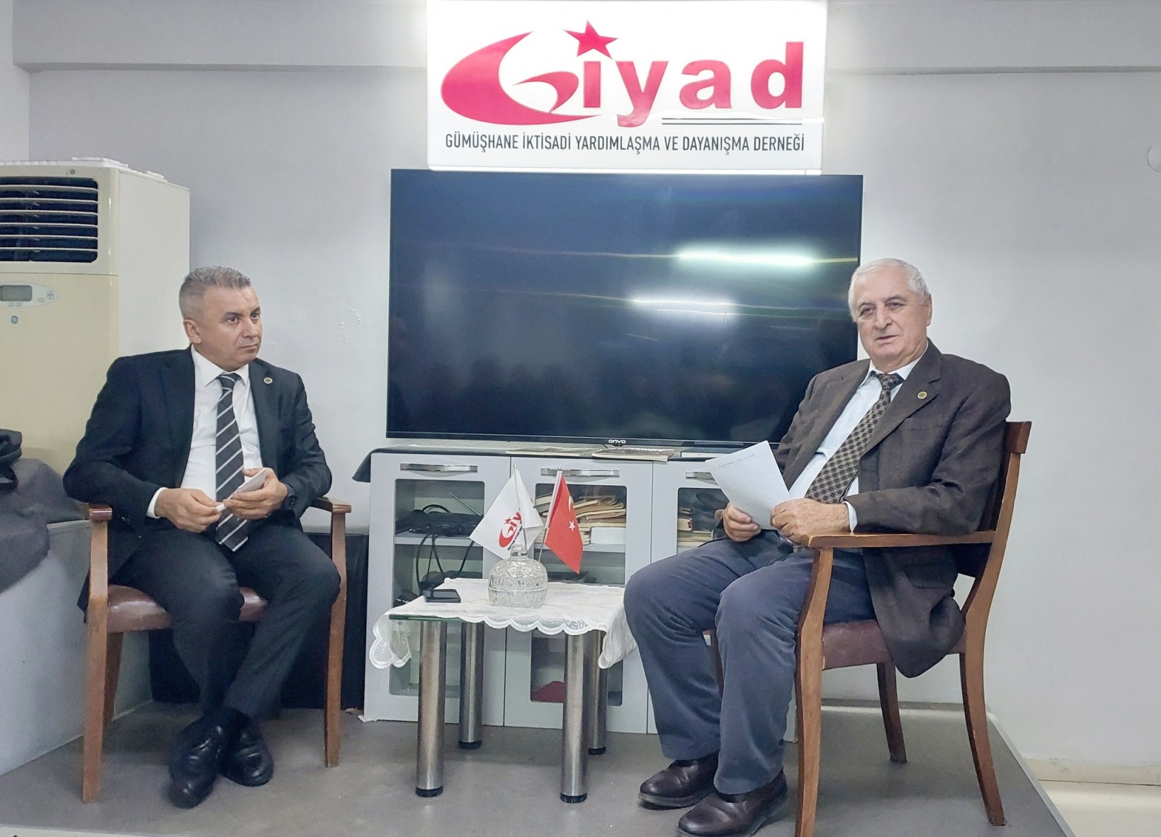 GİYAD’da  “Üniversiteler ve Geleceğimiz” söyleşisi 5