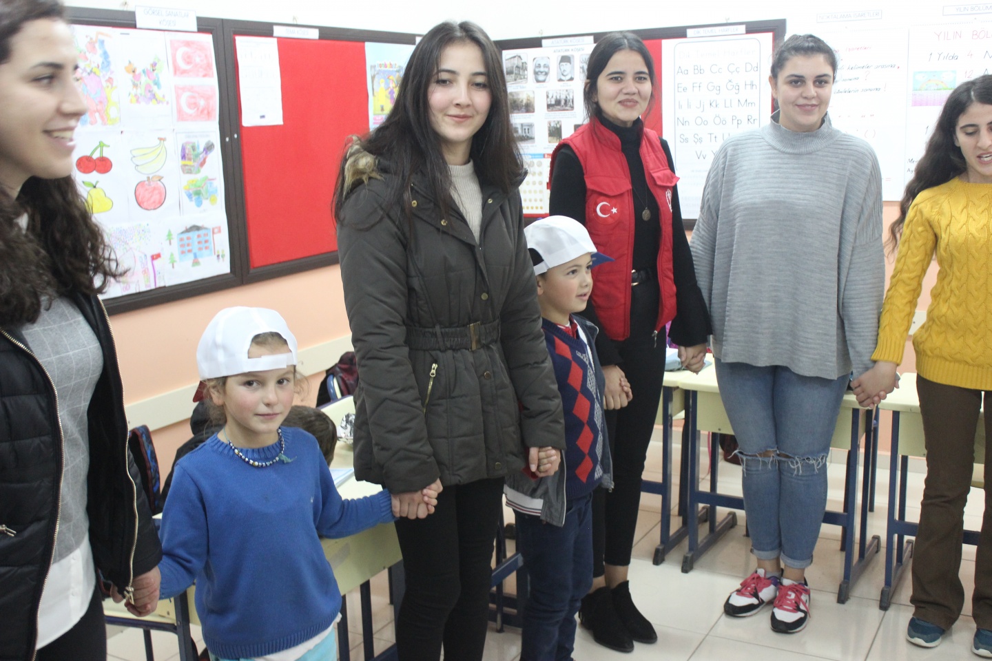 Minik yüreklere sıcak dokunuş 8