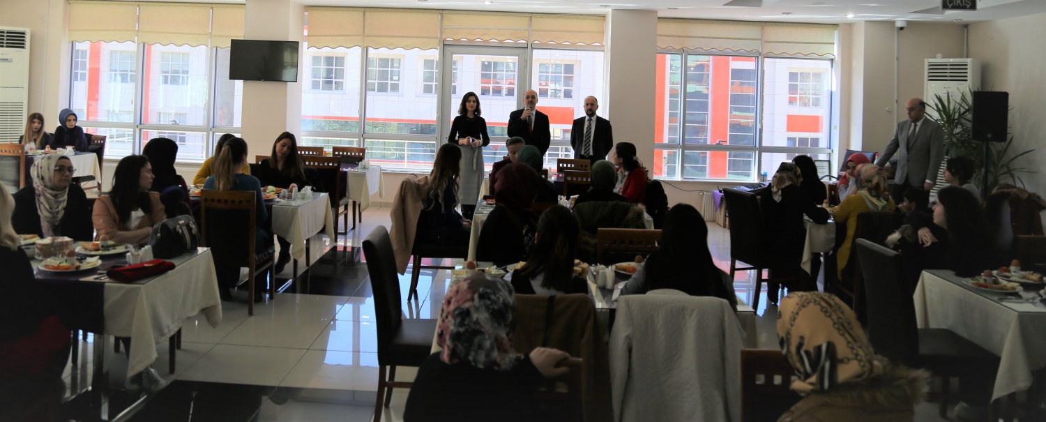 8 Mart Dünya Kadınlar Günü GÜ’de kutlandı 3