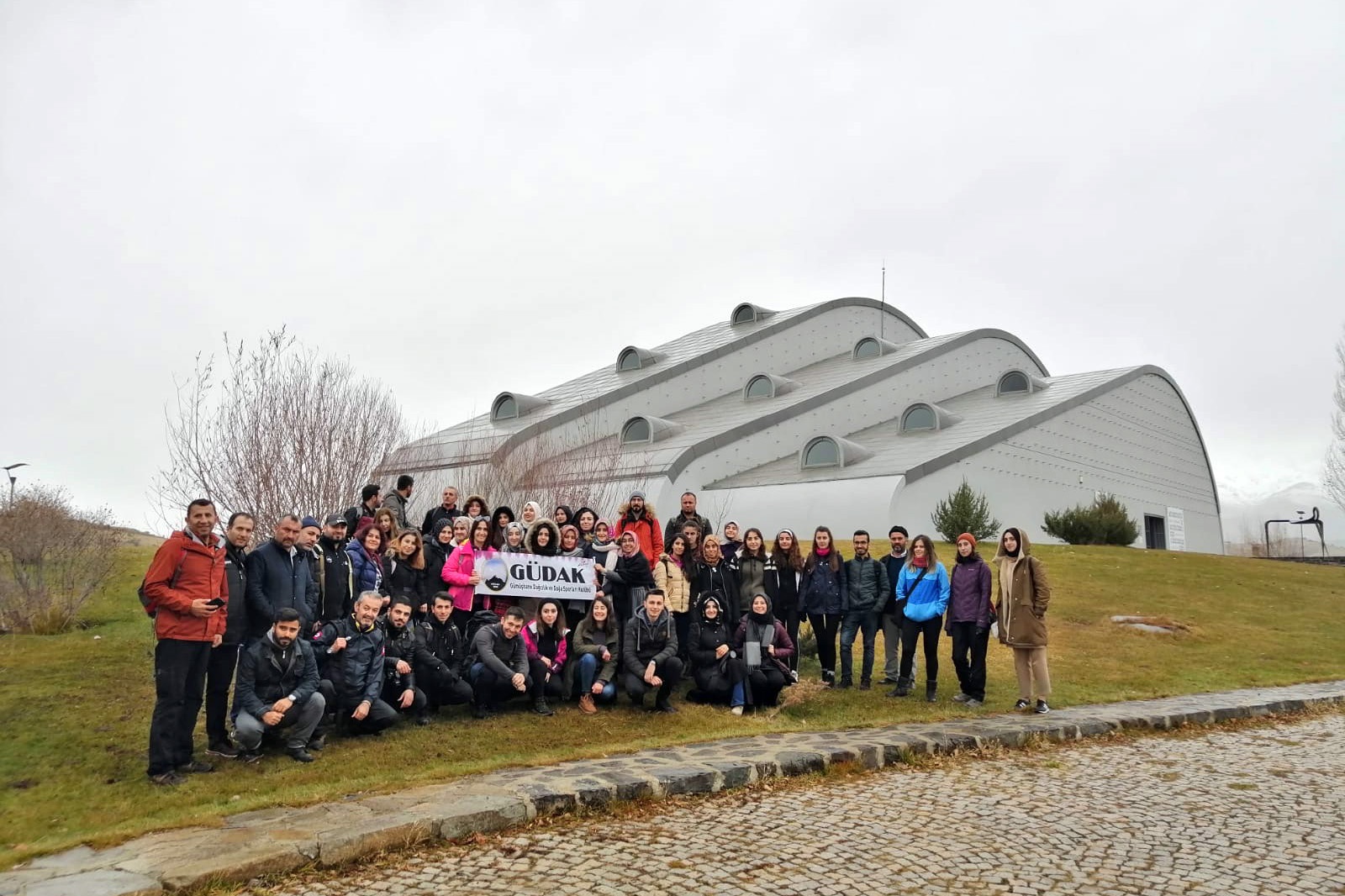 Gümüşhaneli dağcılardan Bayburt’ta doğa ve kültür dolu yürüyüş 5