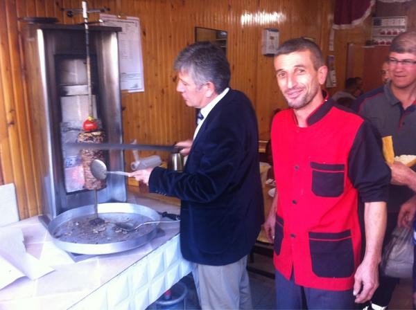 Milletvekili Aydın, Kurban Bayramında Sıkılmadık El, Çalınmadık Kapı Bırakmadı 9