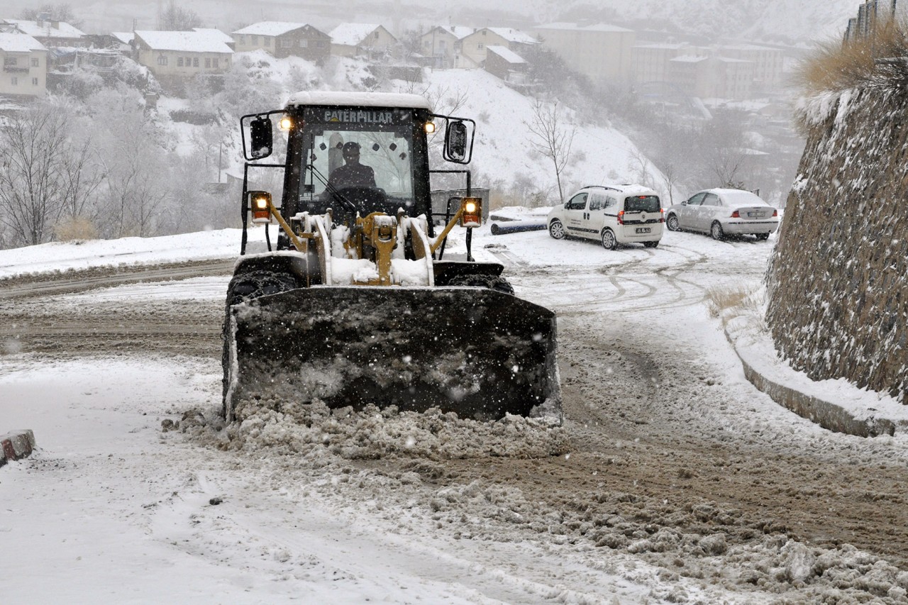Gümüşhane Belediyesi'nin Karla Mücadele Çalışmaları Devam Ediyor 5