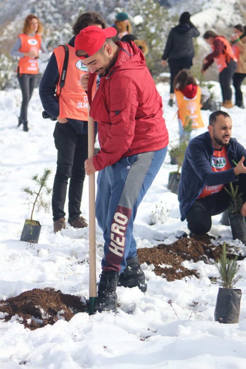 TEMA 500 fidanı toprakla buluşturdu 1