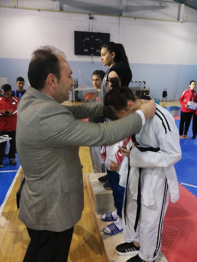 Taekwondo grup müsabakaları tamamlandı 14