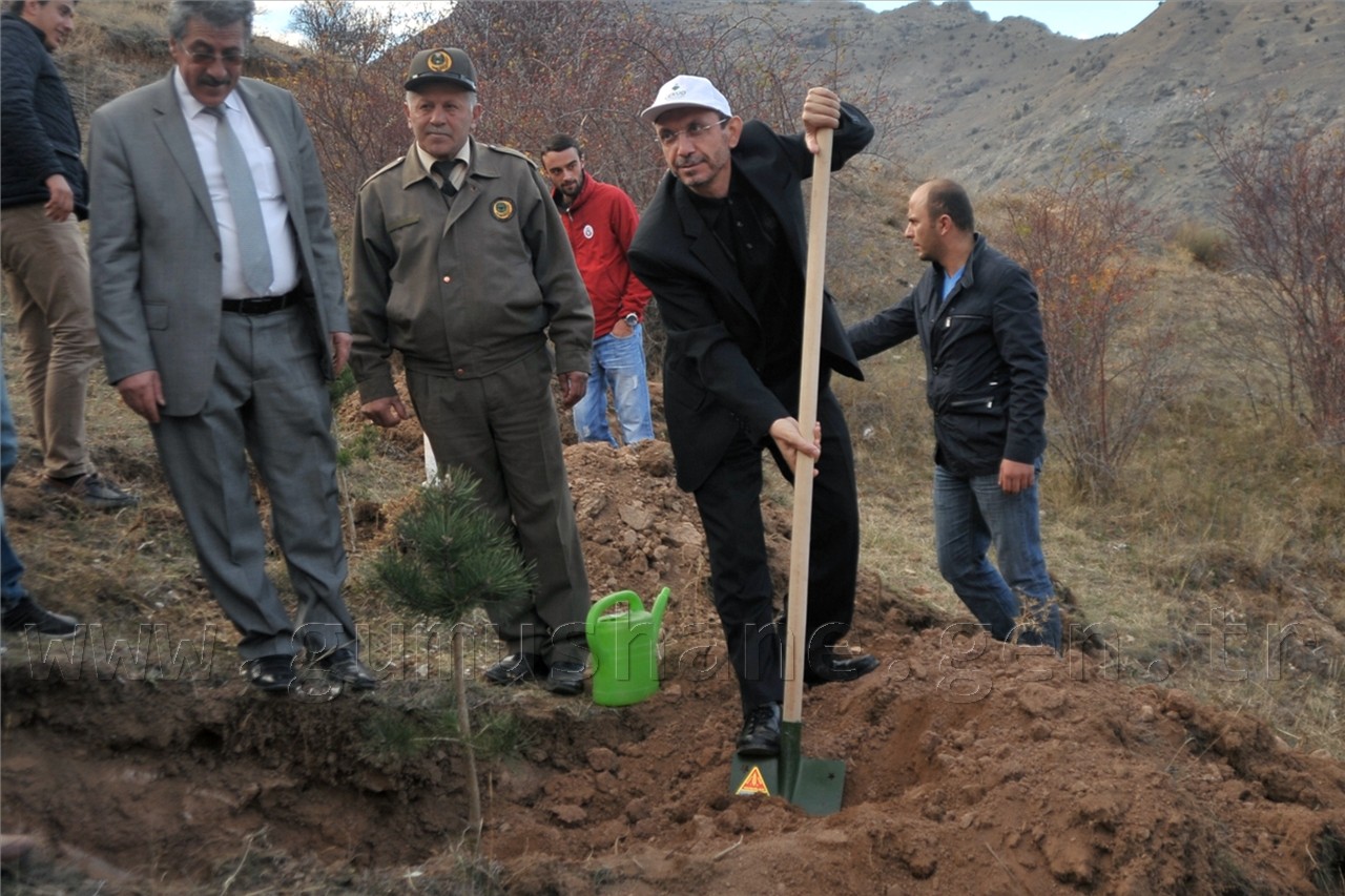 ÇEKÜD'den Süleymaniye'ye 700 Fidan 3