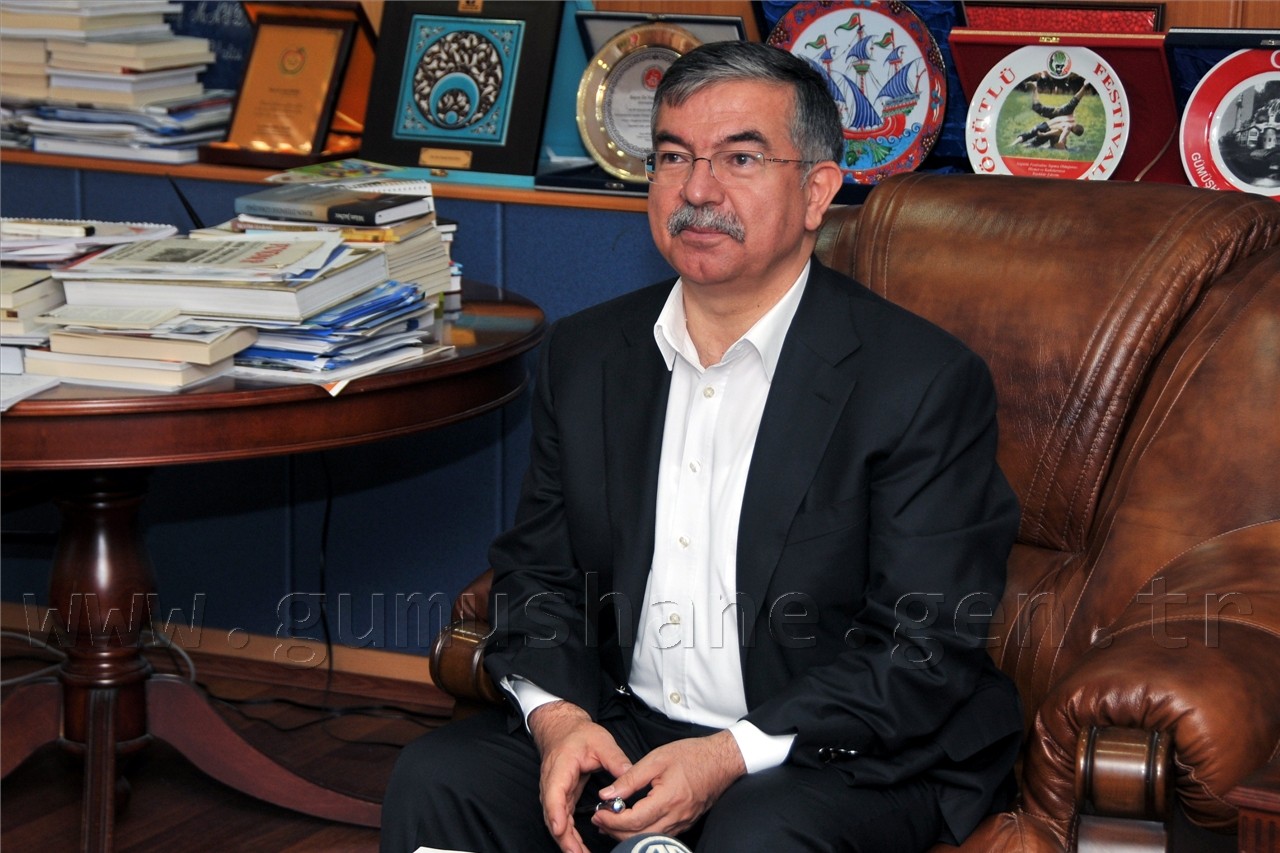 Milli Savunma Bakanı İsmet Yılmaz Gümüşhane'de 3