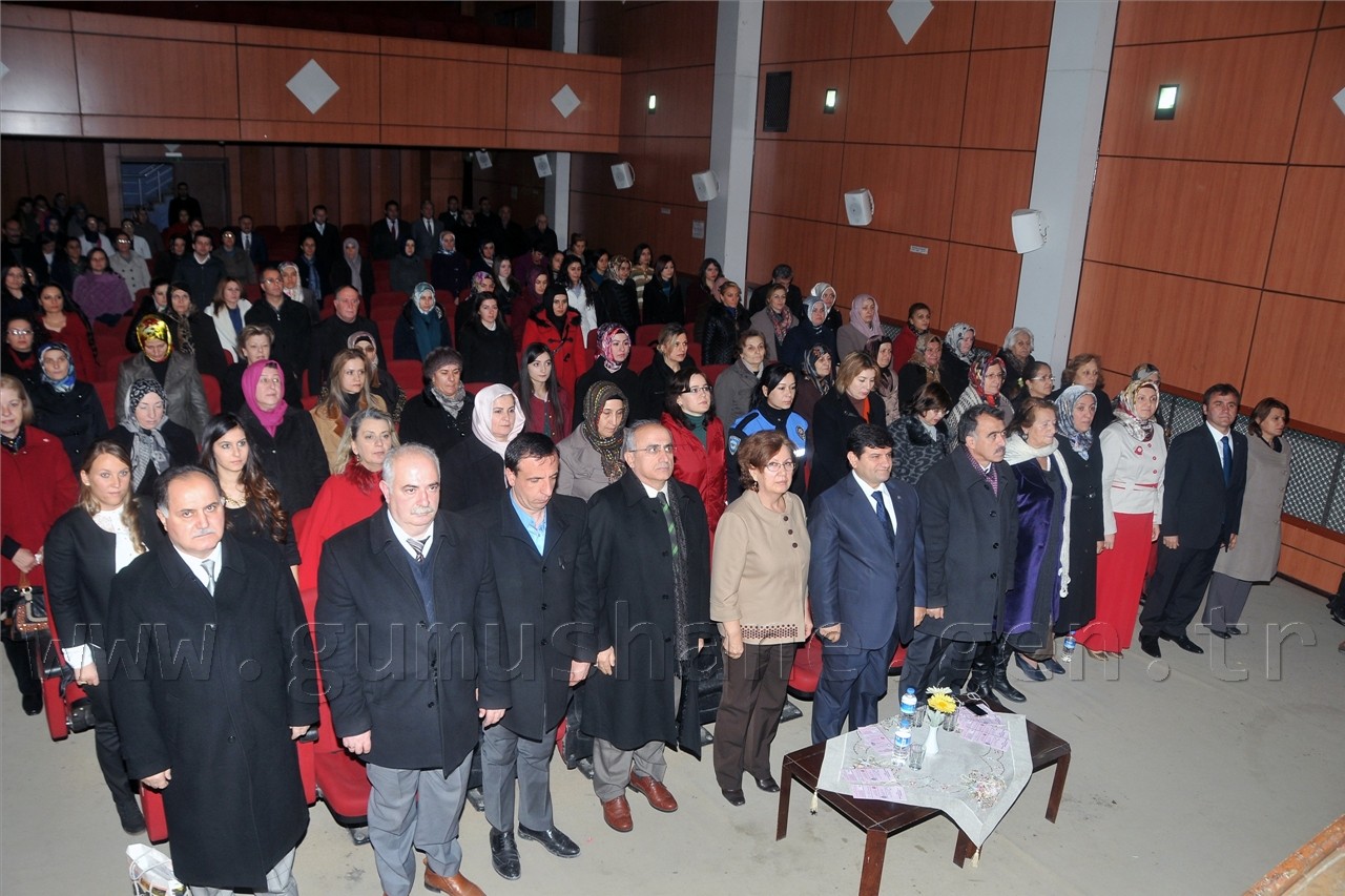 Türk Kadınlar Birliği Gümüşhane Şubesi Panel Düzenledi   1