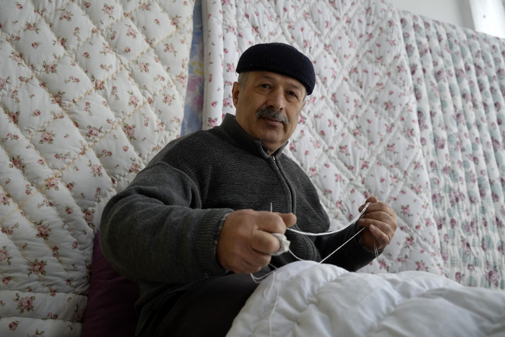 52 yıldır yorgancılık yapıyor 5