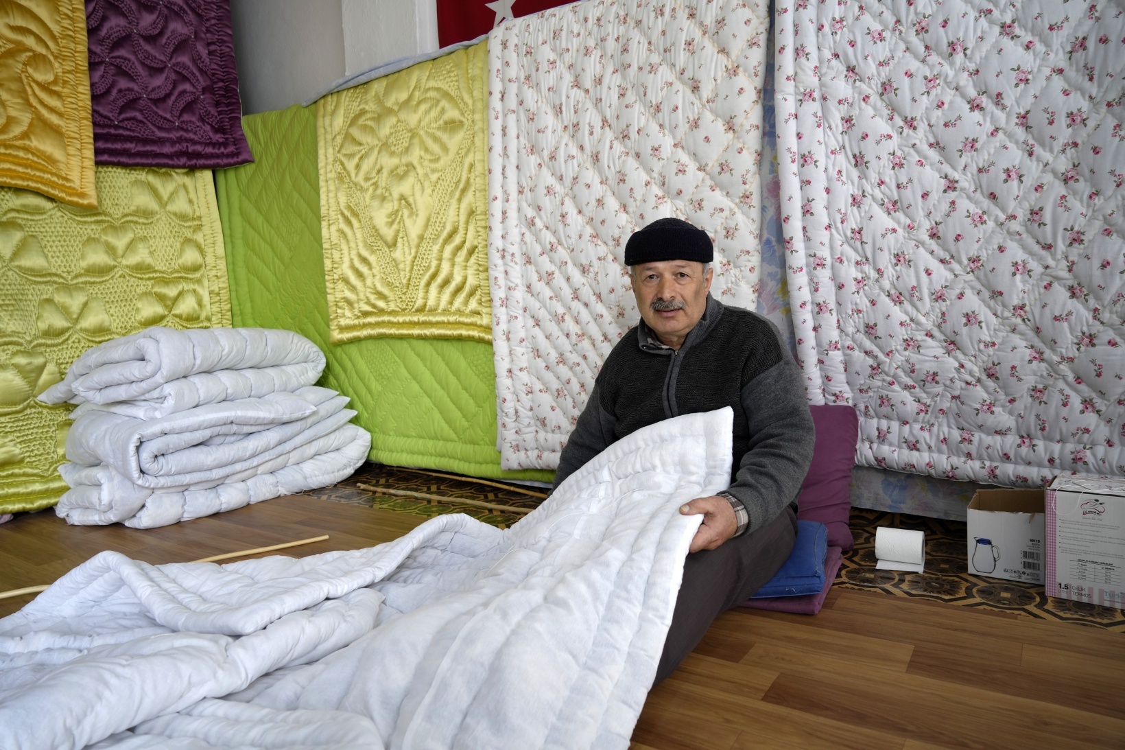 52 yıldır yorgancılık yapıyor 9