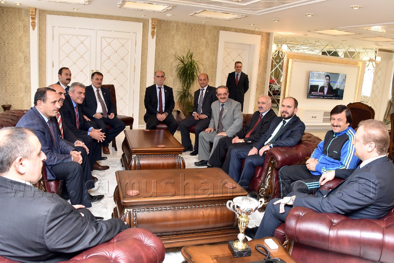 Maratoncu İl Genel Meclis Üyesi Vali Yavuz’u Ziyaret Etti 2