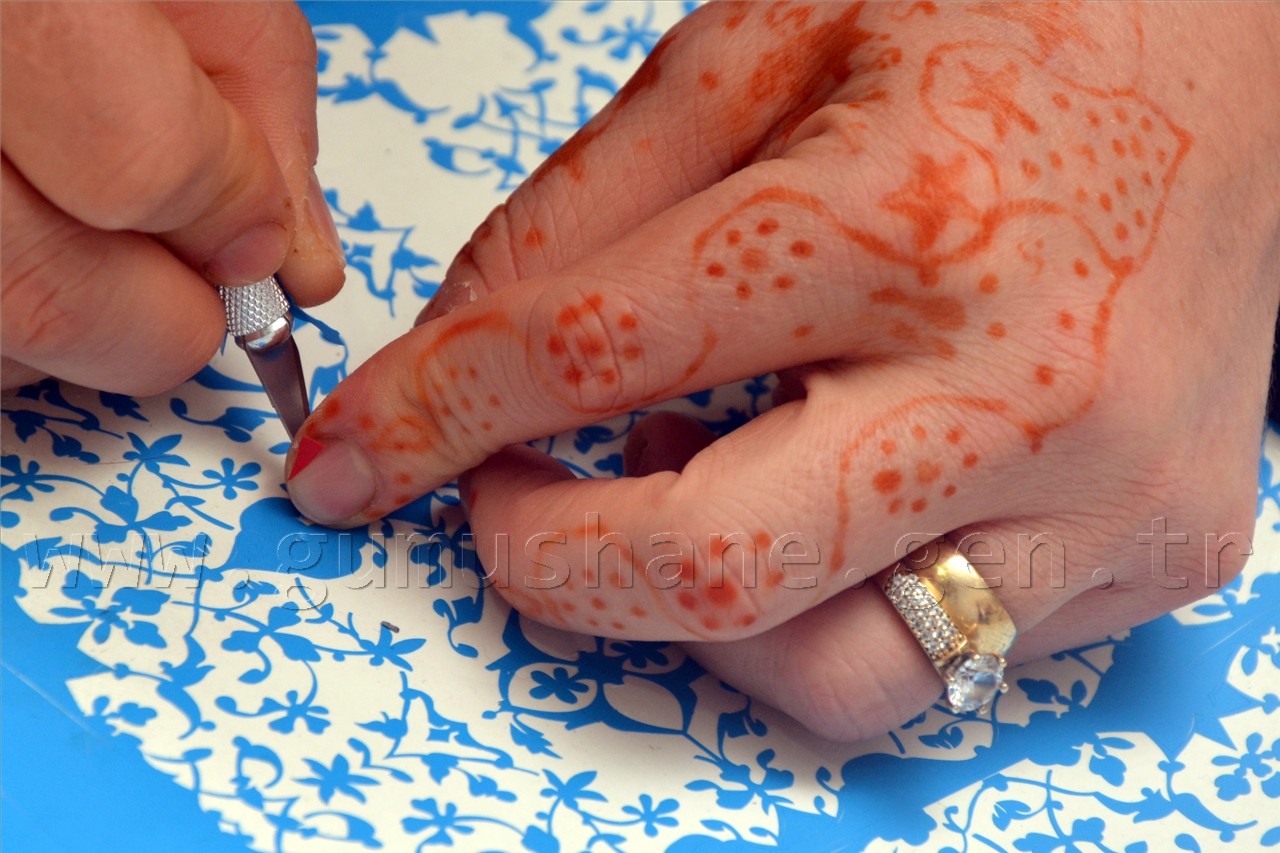 Gümüşhaneli Kadınlardan Cama Altın Dokunuş 1