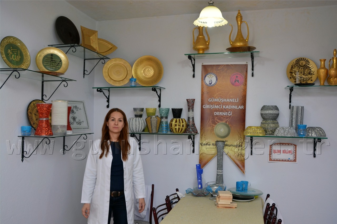 Gümüşhaneli Kadınlardan Cama Altın Dokunuş 7