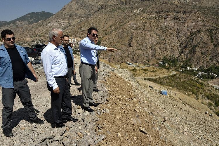 Vali Memiş’ten hastane yolu müjdesi 2