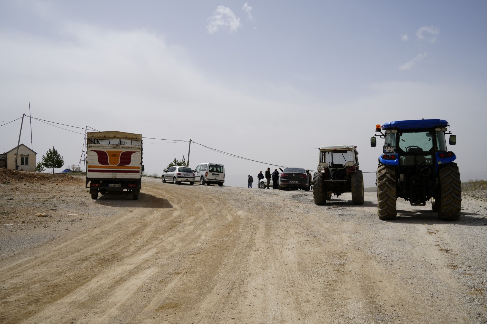 Gümüşhane'de vatandaşlar köylerine yapılması planlanan köpek barınağına tepki gösterdi 2