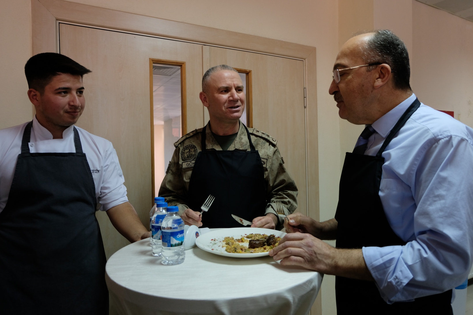 Gümüşhane protokolü mutfakta 7