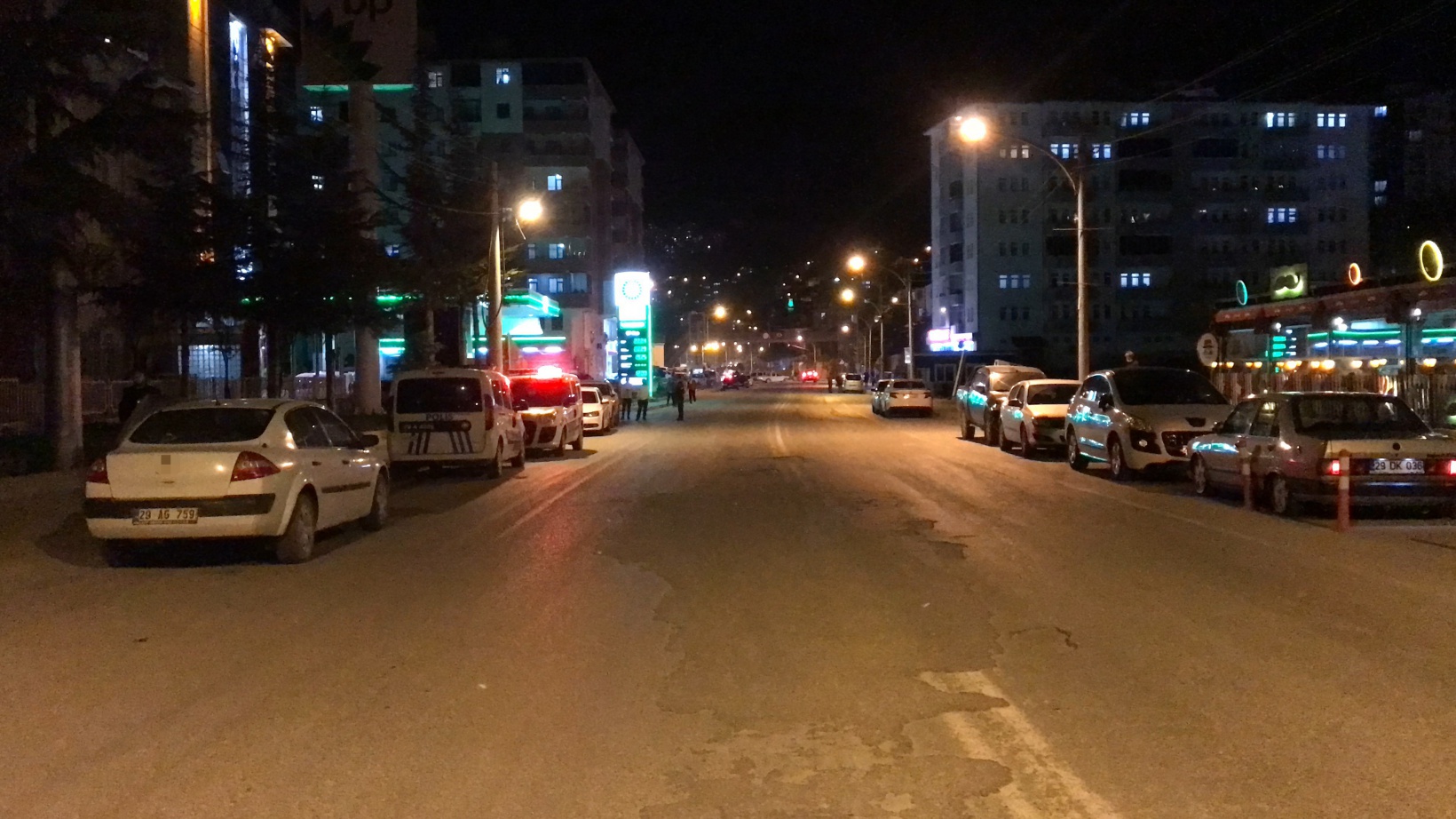 Gümüşhane’de şüpheli paket alarmı: Trafik çift yönlü kapatıldı 4