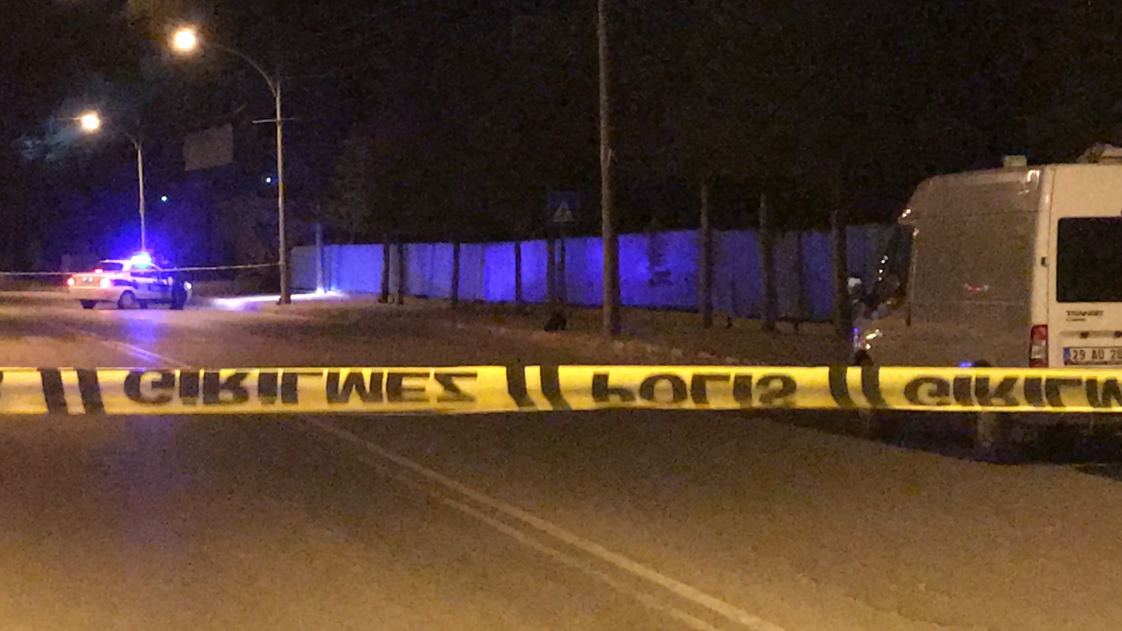 Gümüşhane’de şüpheli paket alarmı: Trafik çift yönlü kapatıldı 2