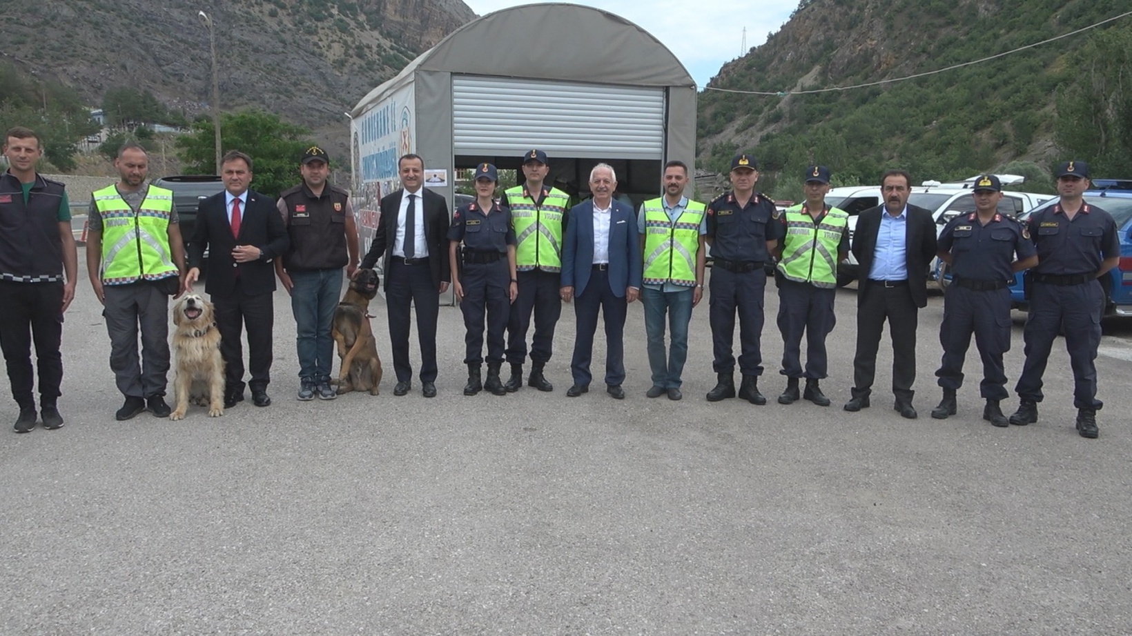 Vali Taşbilek, Kurban Bayramı trafik denetimine katıldı 2