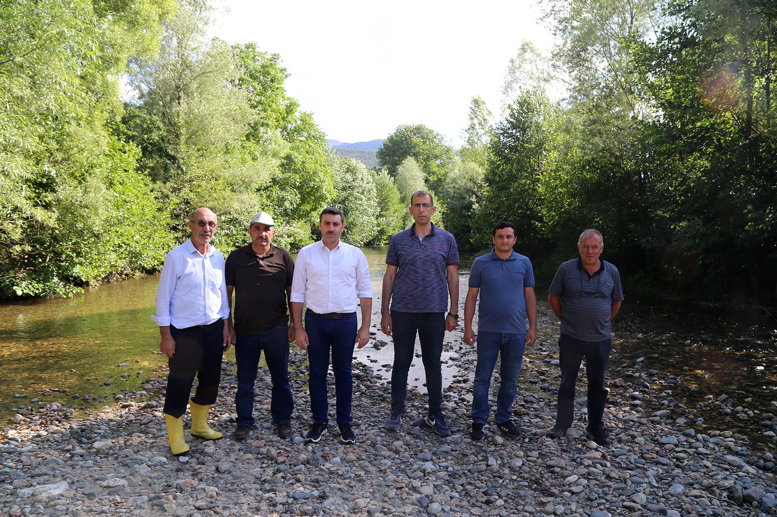 Torul’da derelere alabalık, doğaya keklik bırakıldı 3