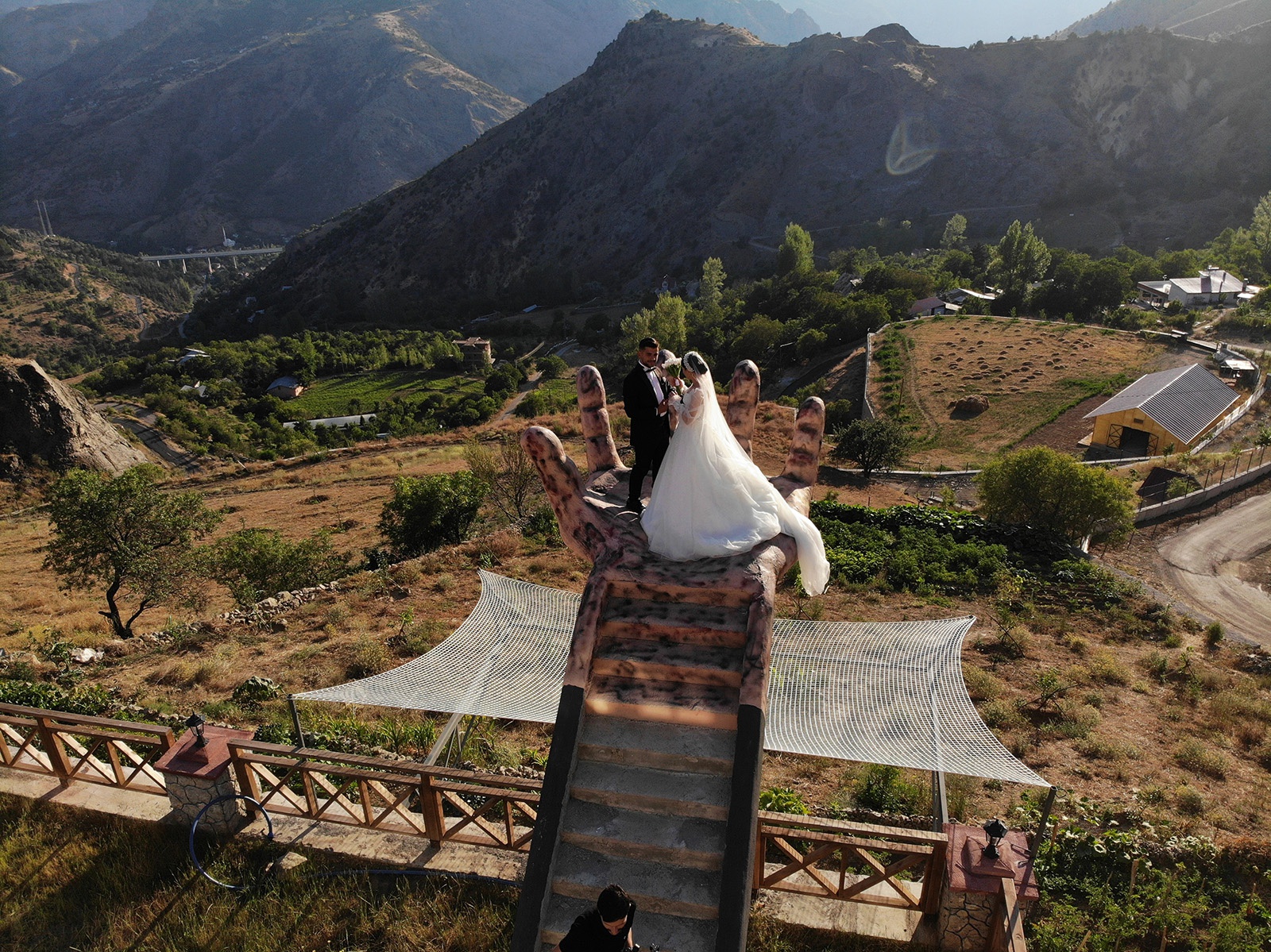 Fotoğrafçı aile köy evini fotoğraf platosuna çevirdi 4