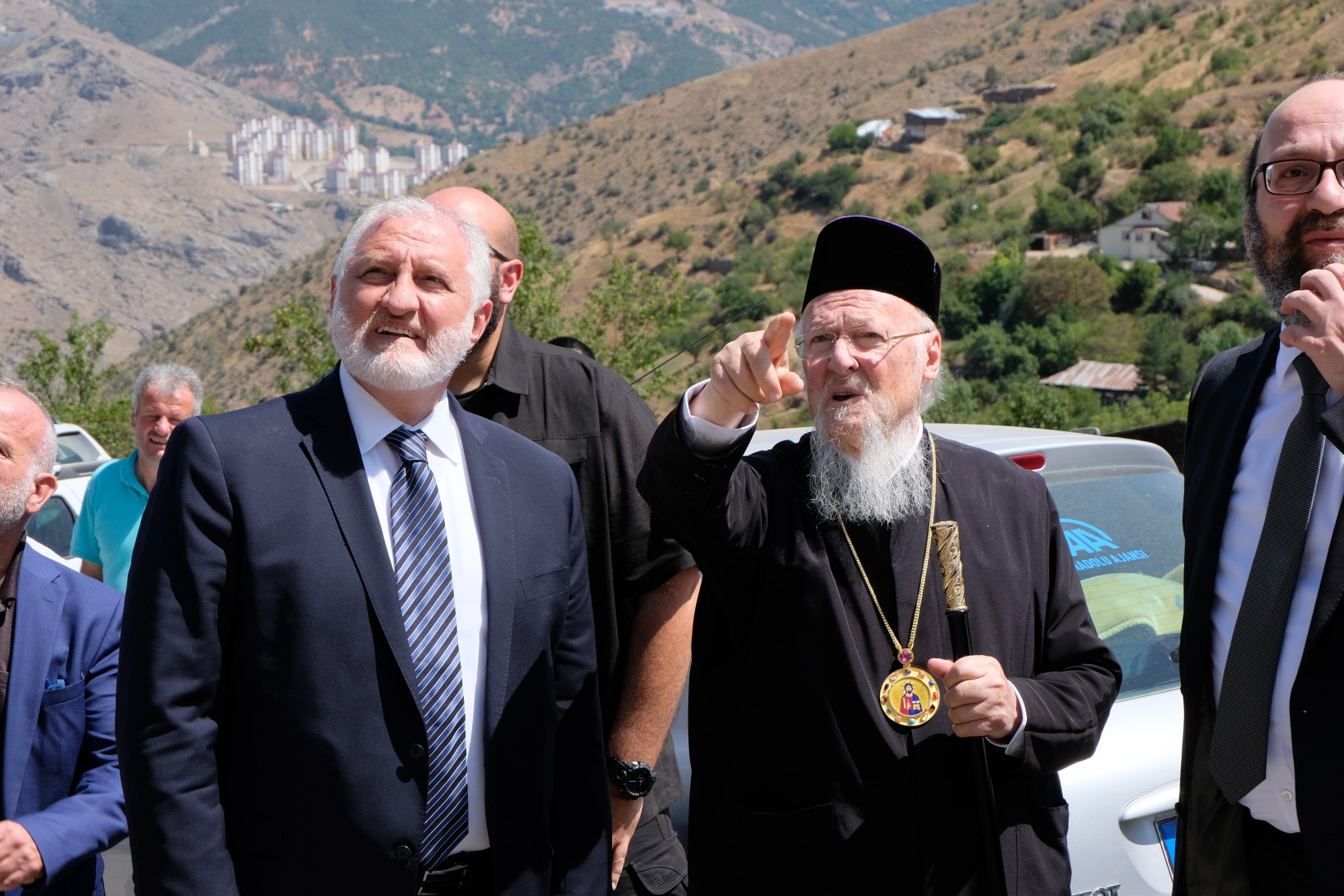 Fener Rum Patriği Bartholomeos Süleymaniye mahallesinde 21