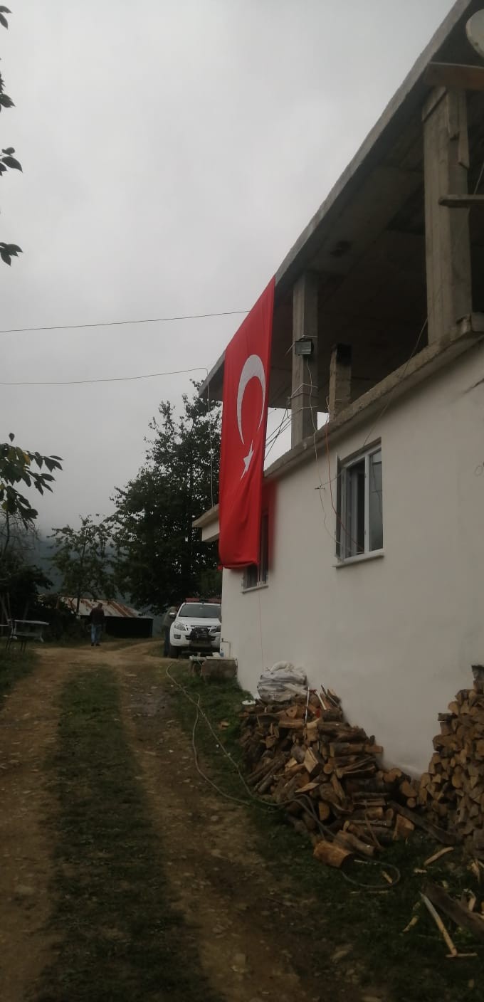 Vali Taşbilek'ten Şehit Bekçi Koca'nın ailesine taziye ziyareti 1