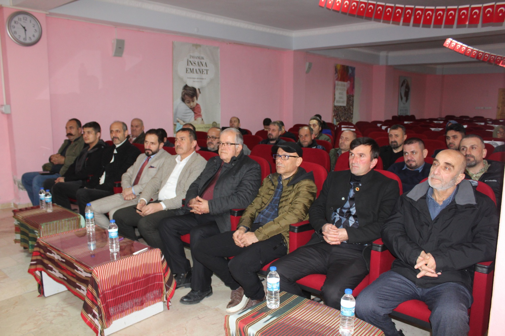 Dedeleri Üçüncüzade Ömer Paşa'dan kalan kaleyi almak için ilk kez bir araya geldiler 5