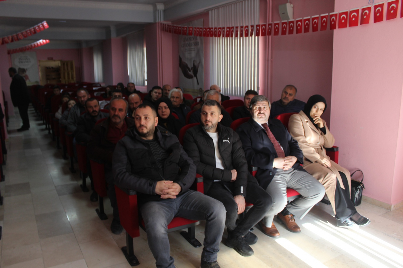 Dedeleri Üçüncüzade Ömer Paşa'dan kalan kaleyi almak için ilk kez bir araya geldiler 6