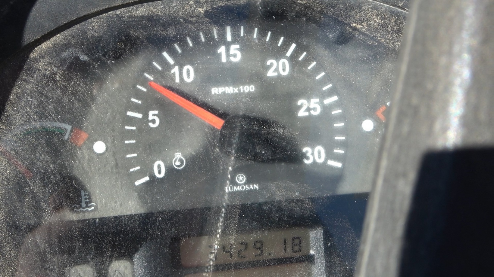 Garajdan çıkarmadığı traktörüne 720 kilometre ötede hız cezası yedi 3