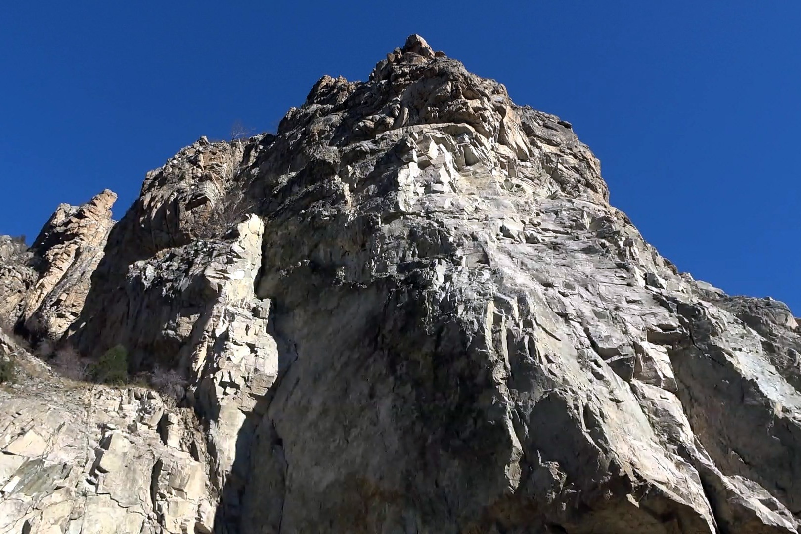 Kürtün yolu tehlike dolu! 1
