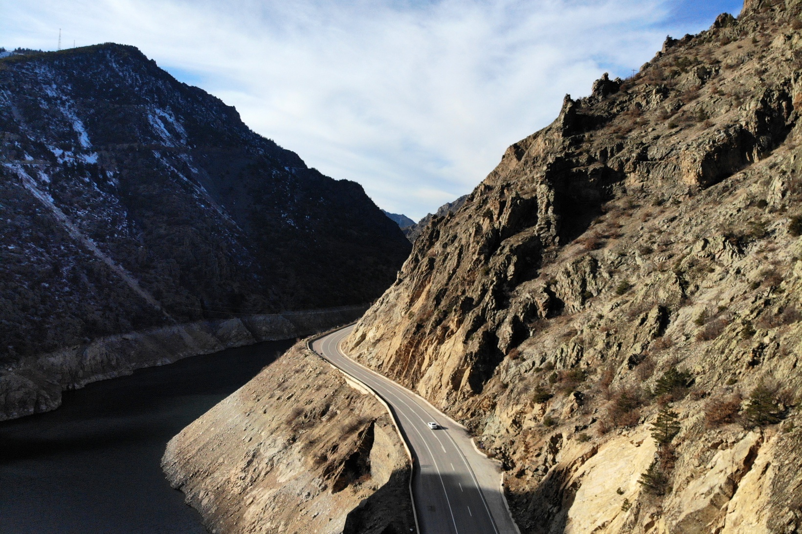 Kürtün yolu tehlike dolu! 11