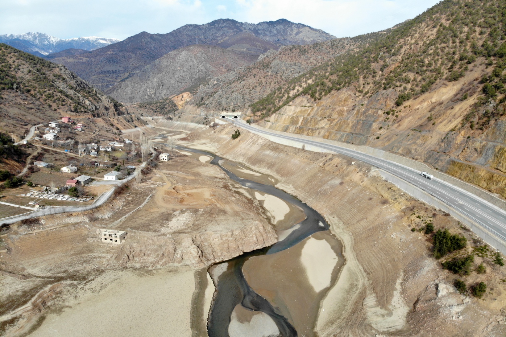 Kuraklık enerji sektörünü de vurdu 11