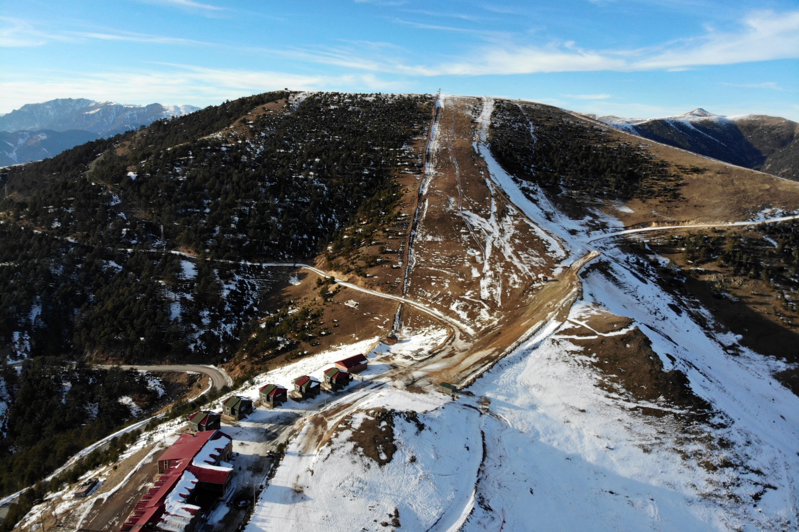 Zigana kayak tesisleri kara hasret kaldı 10