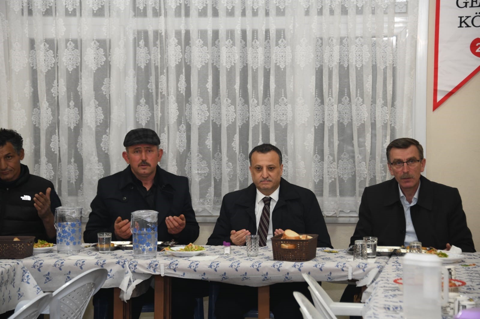 Geçit köyünde iftar geleneği 15 yıldır sürüyor 4