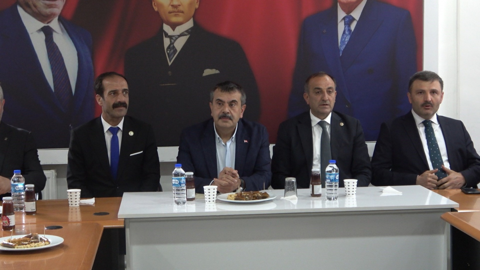 Milli Eğitim Bakanı Tekin, Gümüşhane’de ziyaretlerde bulundu 2