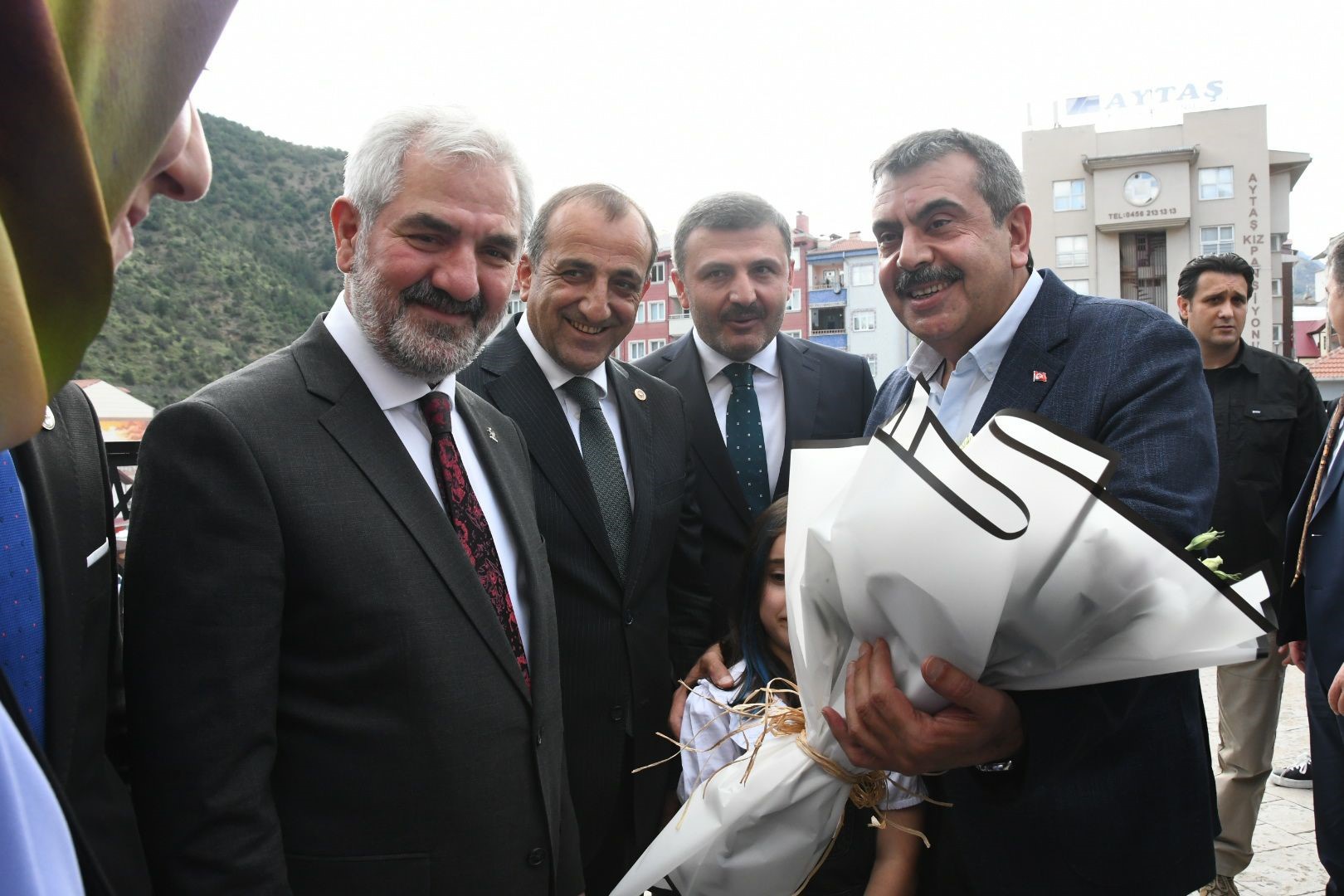 Milli Eğitim Bakanı Tekin, Gümüşhane’de ziyaretlerde bulundu 1