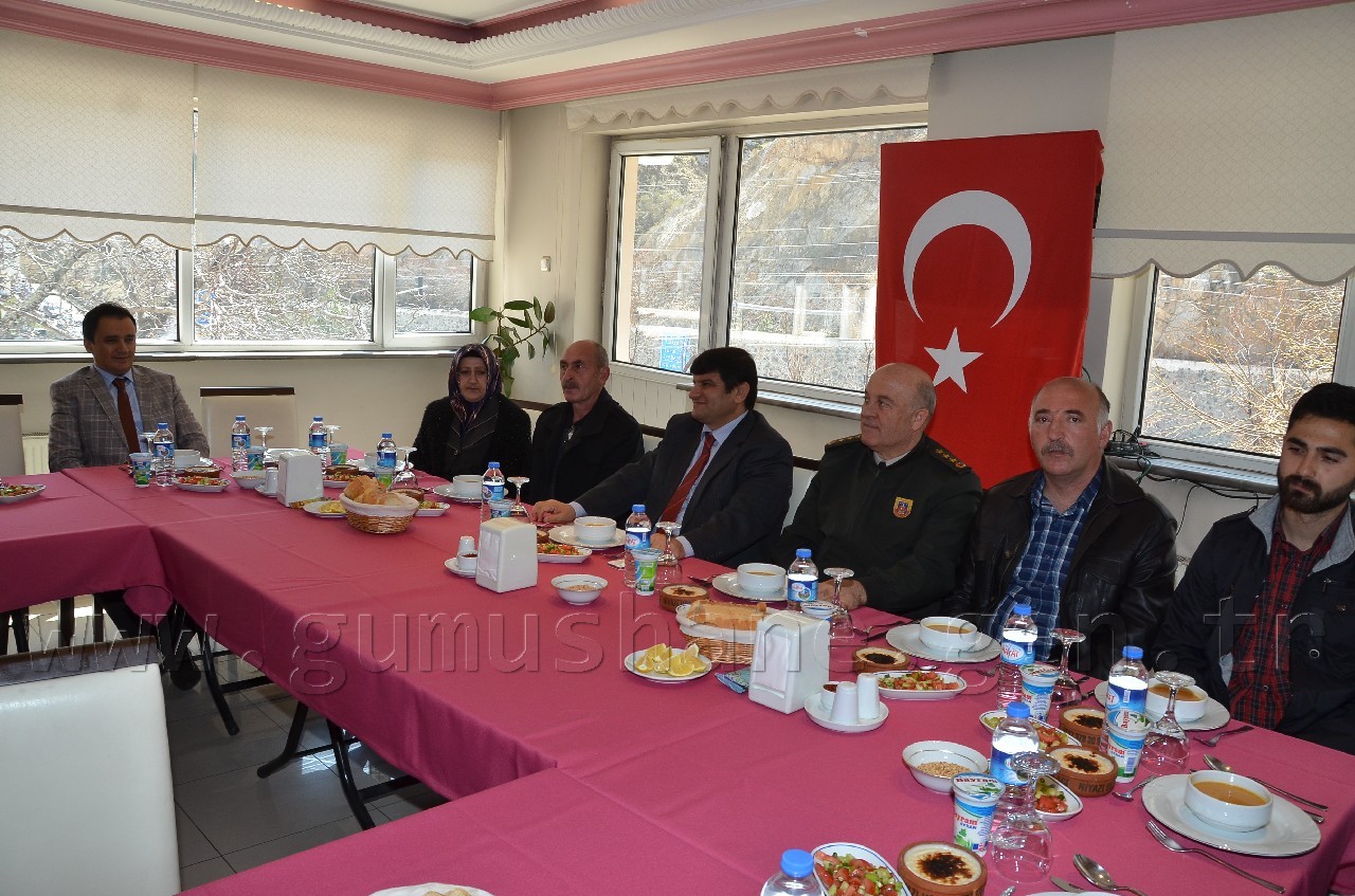 Vali Mayda, Şehit Aileleri ve Gazilerle Bir Araya Geldi 2