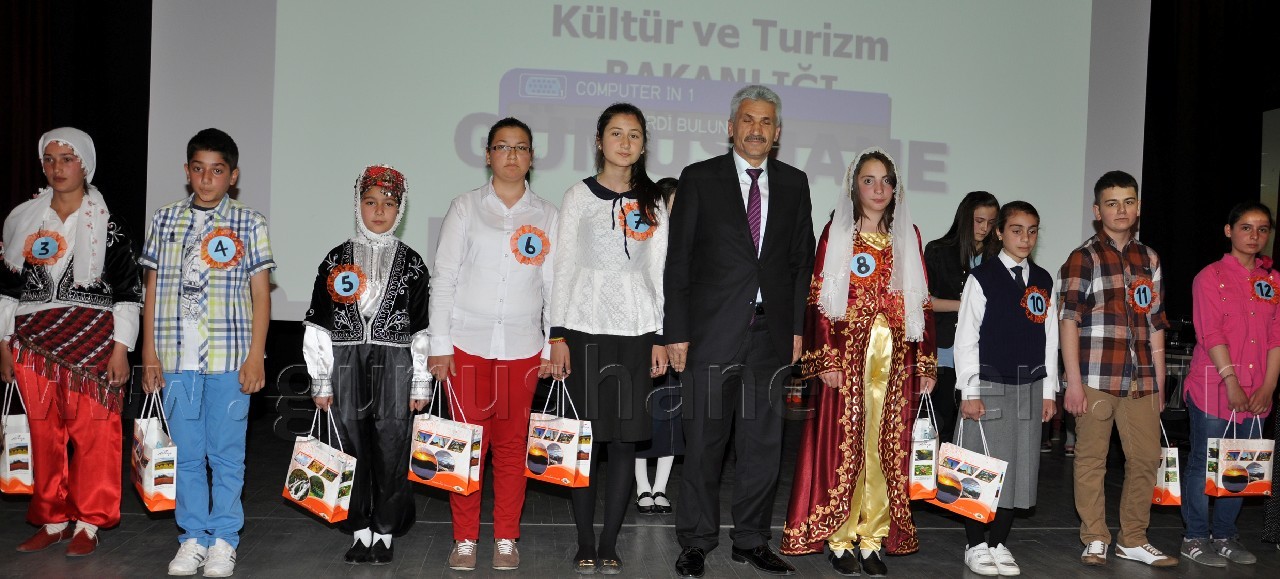 Gümüşhane Necip Fazıl'ı Unutmadı 10