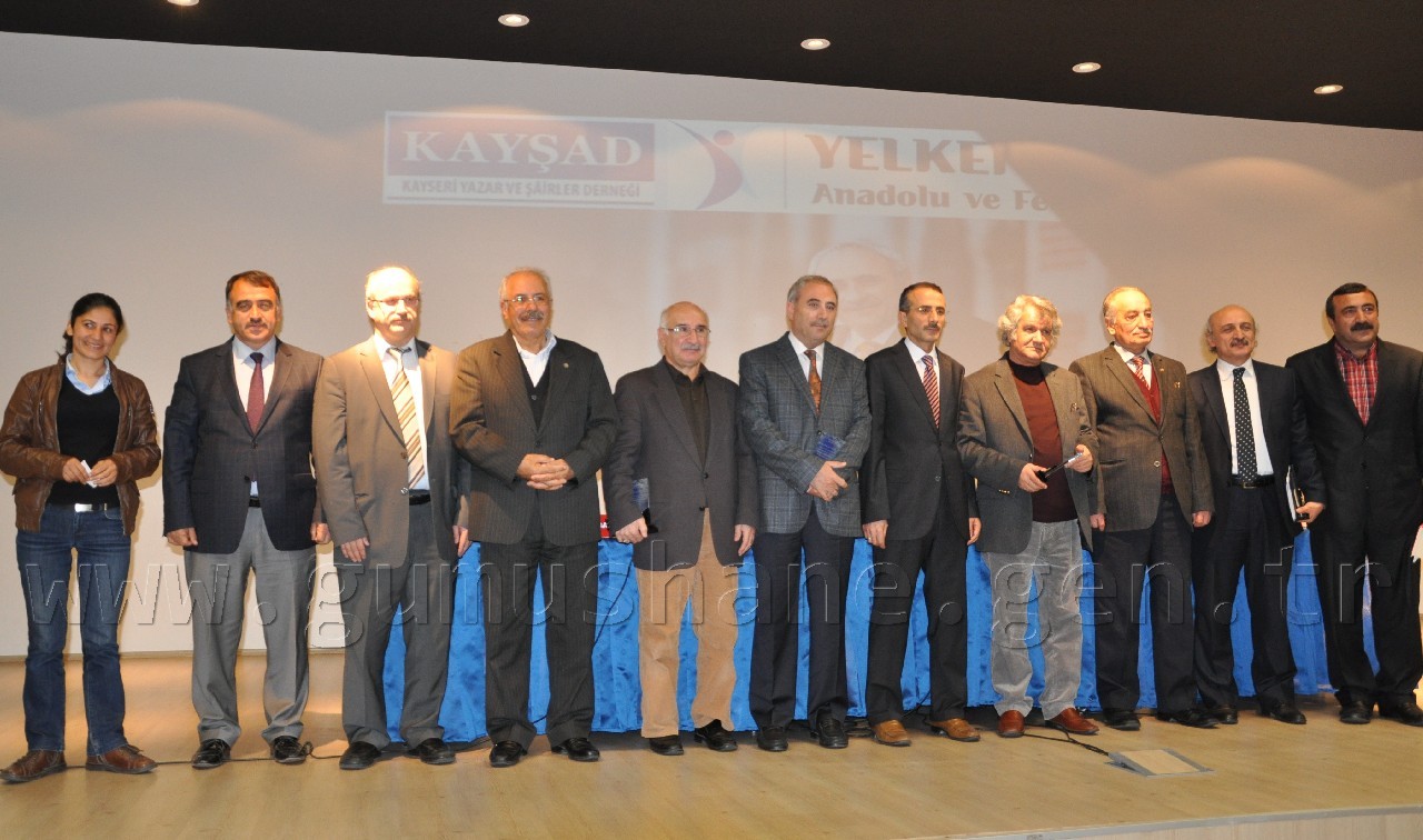 Başkan Canlı, Şair Nurullah Genç Vefa Gecesi'ne Katıldı 1