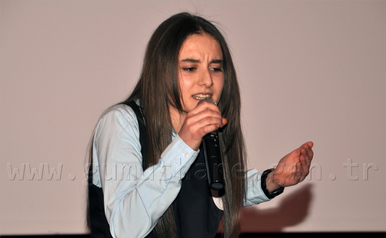 Gümüşhane'de Okullar Arası Şiir Yarışması Düzenlendi 7