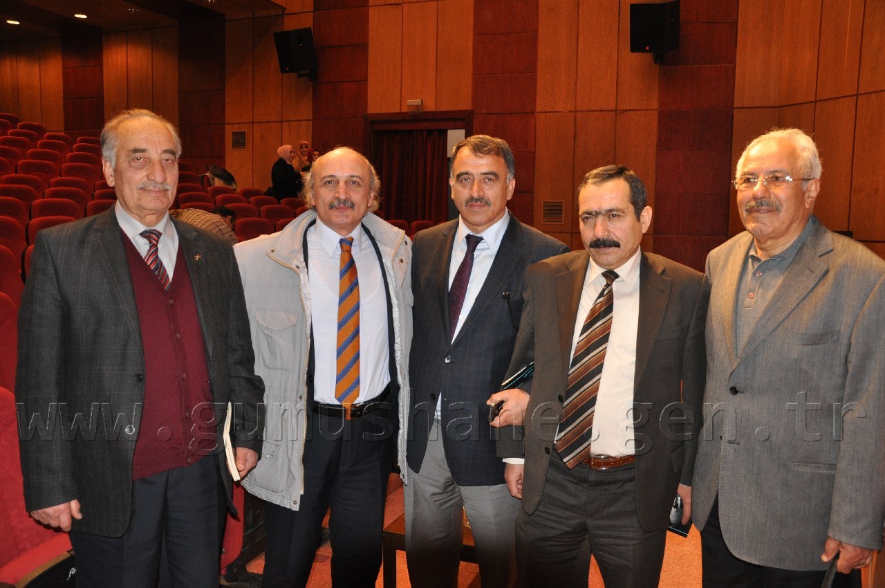 Başkan Canlı, Şair Nurullah Genç Vefa Gecesi'ne Katıldı 5