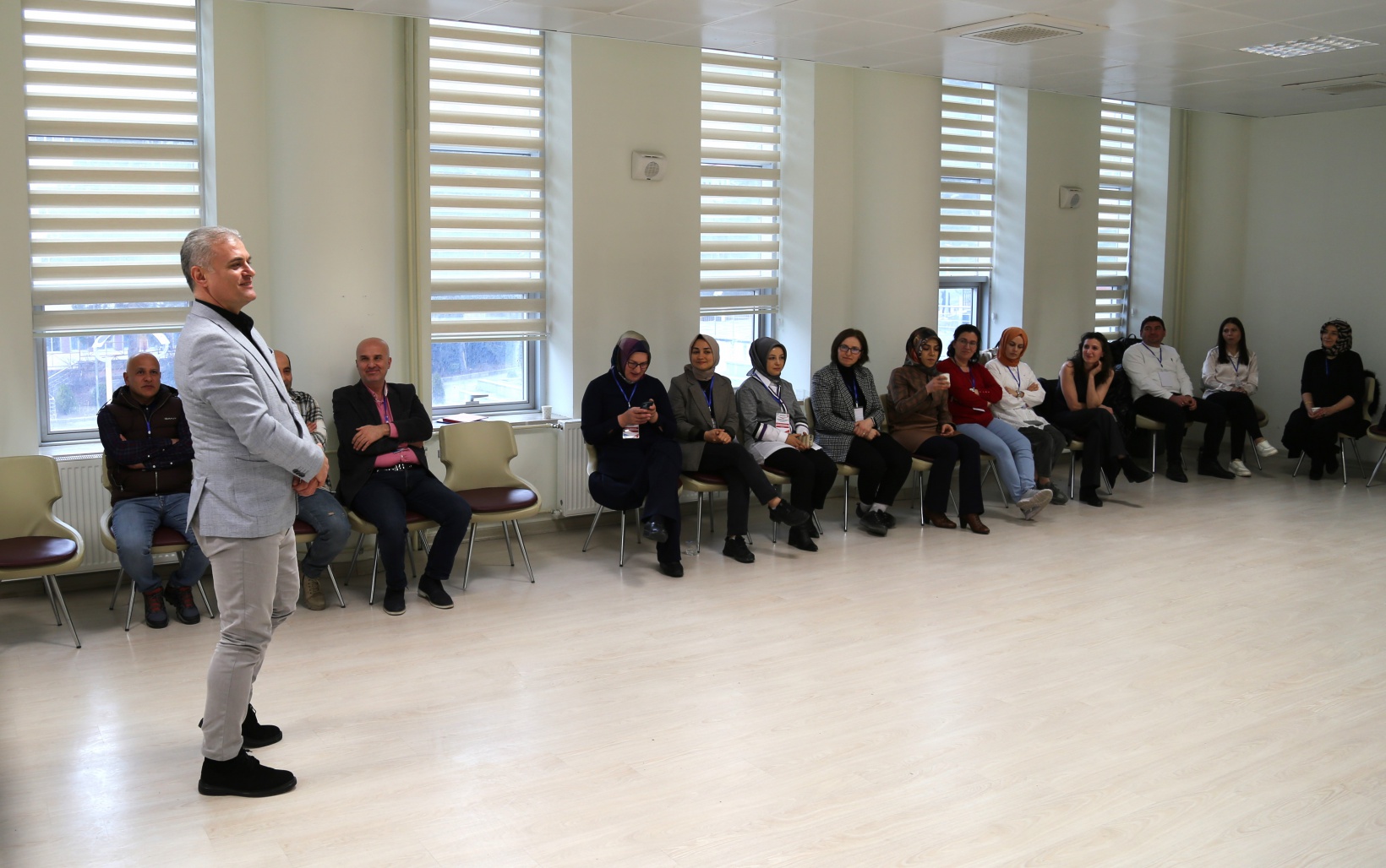 Akademisyenlere bilimsel araştırma projesi hazırlama eğitimi verildi 6