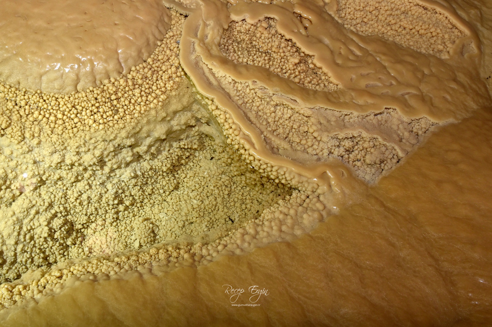 Gümüşhane'nin derinliklerinde gizemli yolculuk: Akçakale Mağarası 13