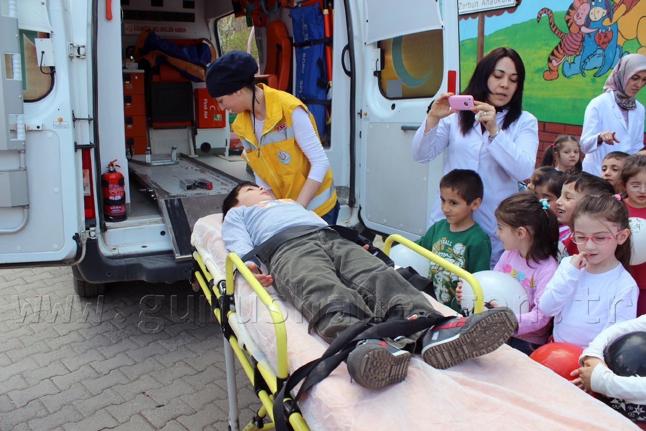 Gümüşhane'de Minikler Ambulansla Tanıştı 5
