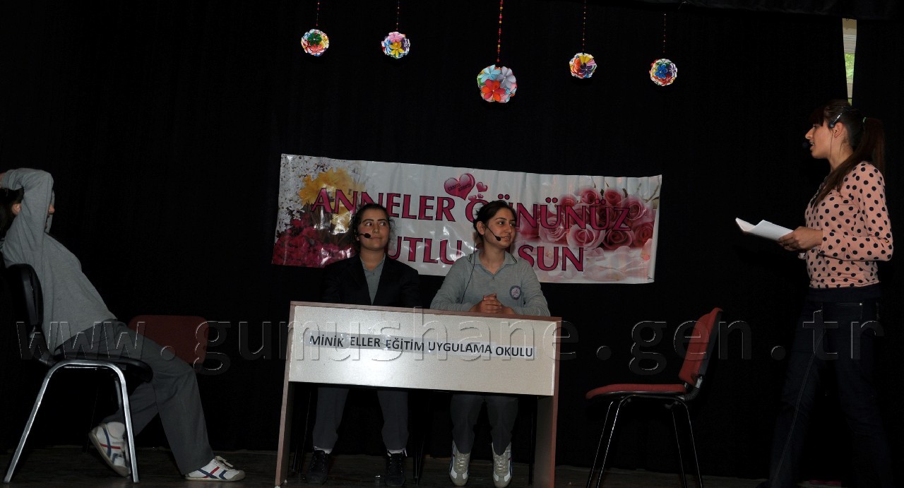 Geleceğin Annelerinden Anneler Günü Programı 9