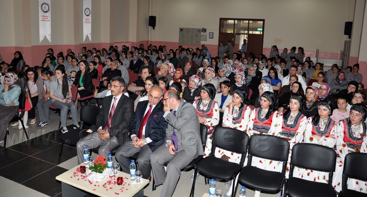 Geleceğin Annelerinden Anneler Günü Programı 3