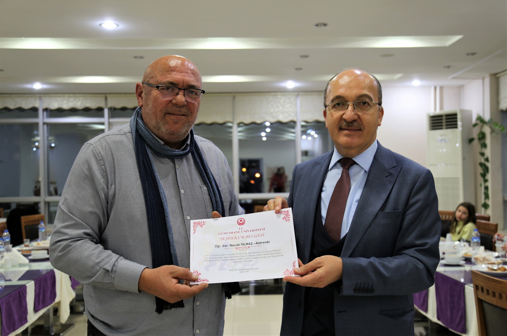 Şampiyonlara belgeleri verildi 5