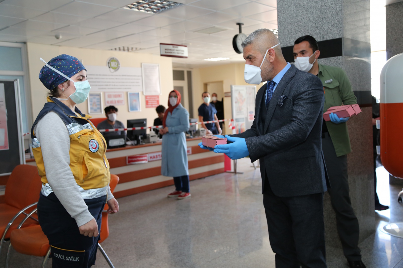 Karataş hemşirelerin haftasını kutladı 2