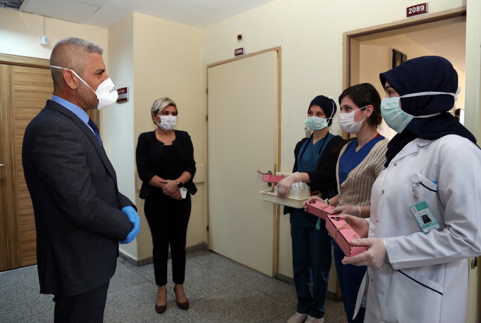 Karataş hemşirelerin haftasını kutladı 3