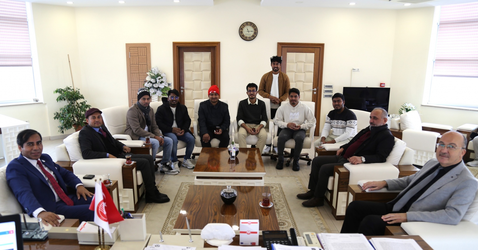 Bangladeş Büyükelçisi Haq, Rektör Zeybek’i ziyaret etti 3